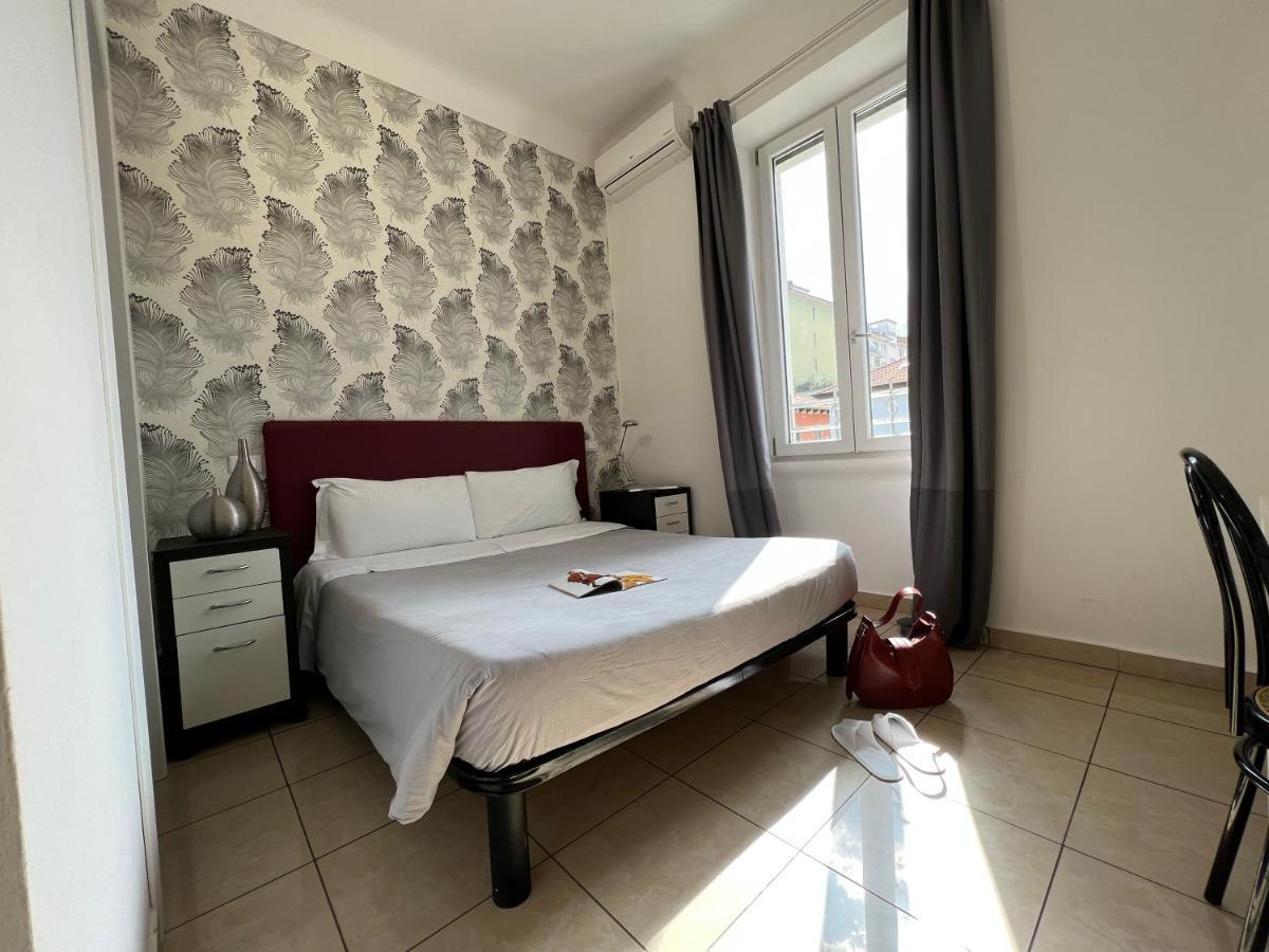 Hotel Rossovino Milano Exterior photo