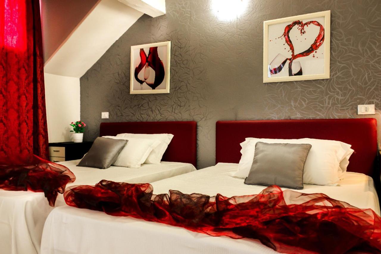 Hotel Rossovino Milano Exterior photo