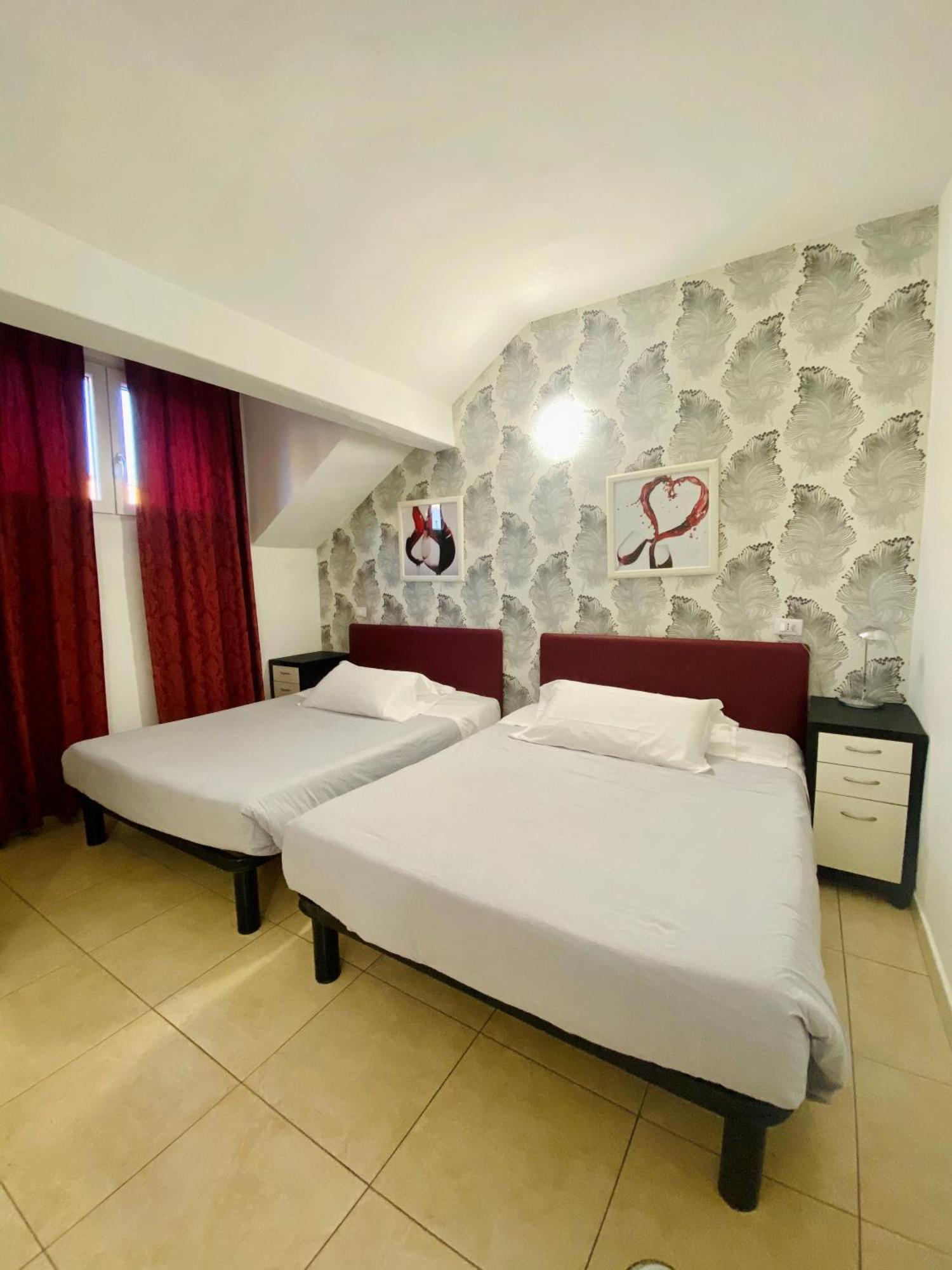 Hotel Rossovino Milano Exterior photo