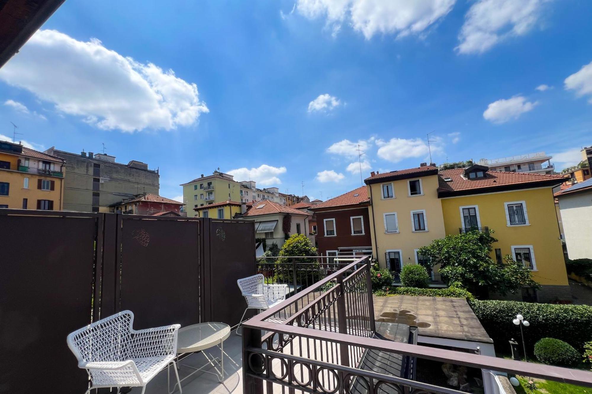 Hotel Rossovino Milano Exterior photo