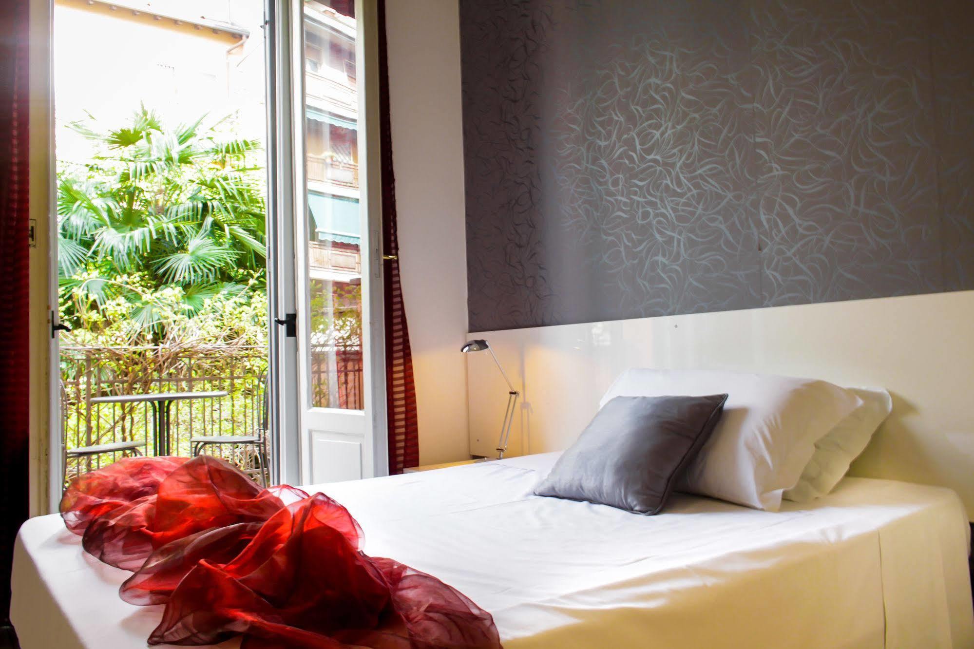 Hotel Rossovino Milano Exterior photo