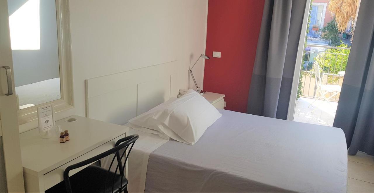 Hotel Rossovino Milano Exterior photo