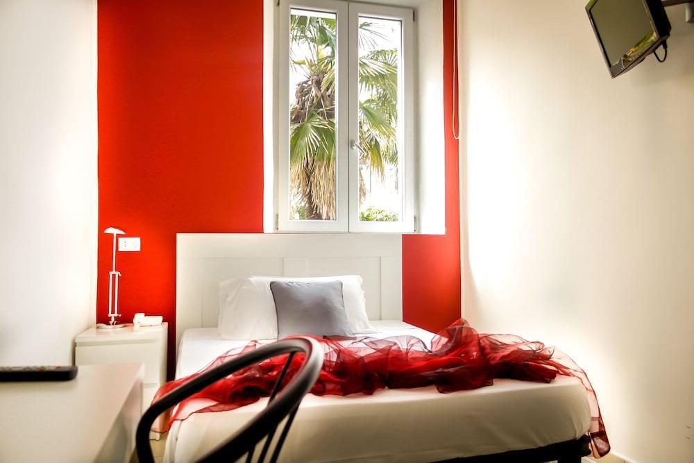 Hotel Rossovino Milano Exterior photo