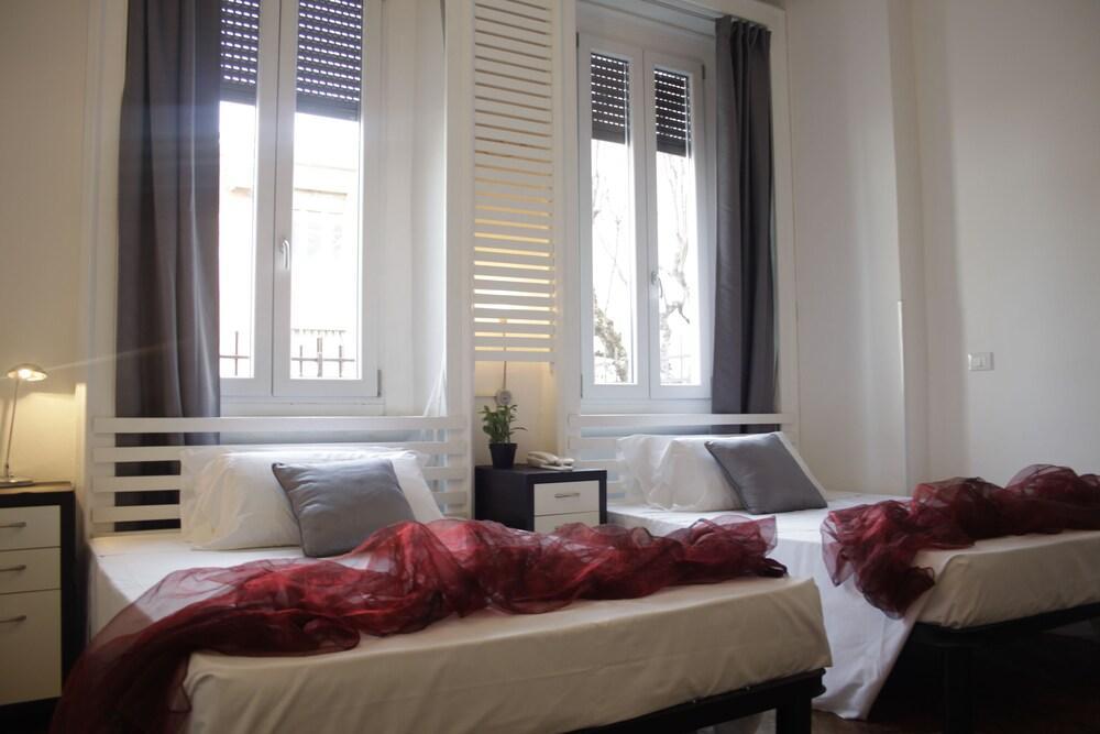 Hotel Rossovino Milano Exterior photo